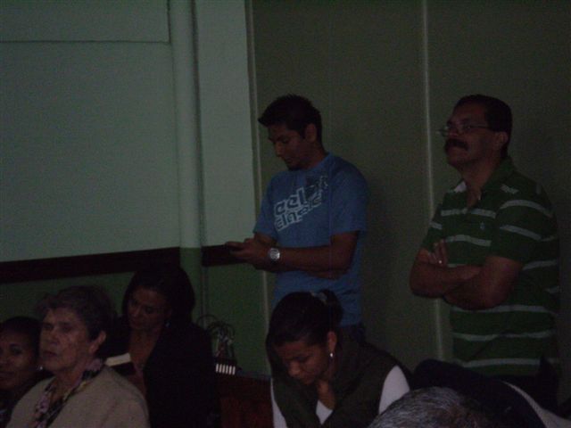 en_la_iglesia_la_cosecha_(15).jpg